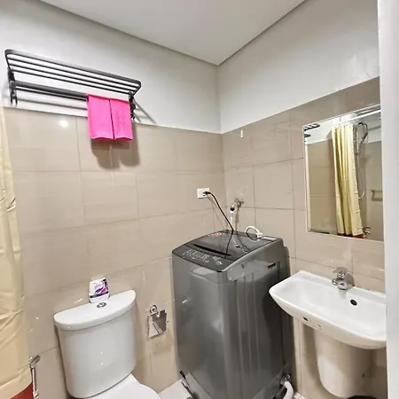 Lotus' Suite Manila Exterior photo
